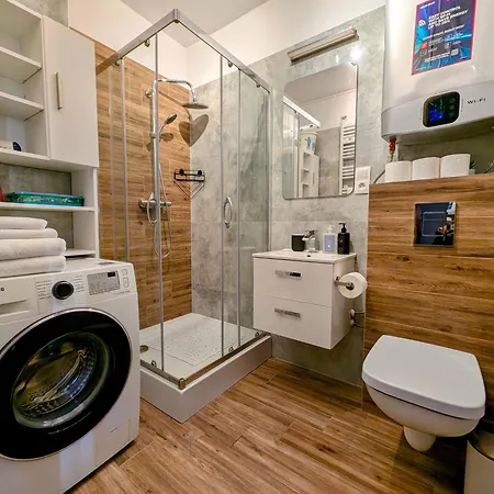 Appartamento Krolowej Jadwigi 9 By Homeprime Cracovia